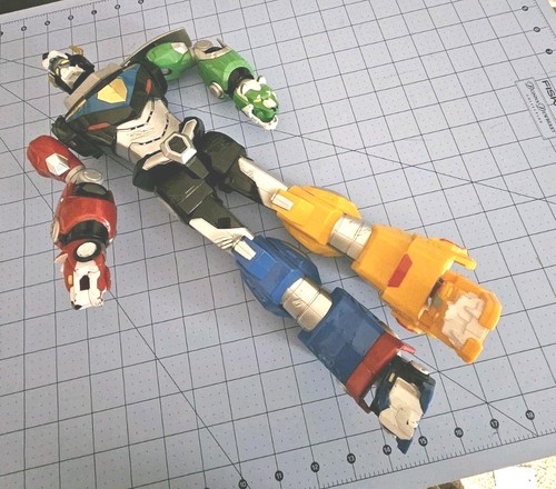 Dreamworks ultimate voltron - dreamworks,