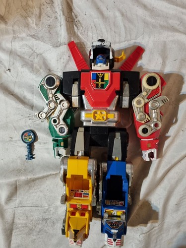 Voltron figure with lions 1984 - figure,